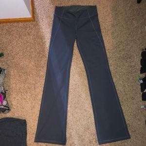 Under Armour Yoga Pants / Leggings